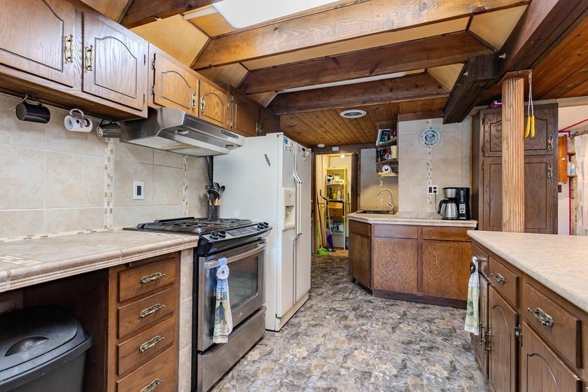 If you've been dreaming of life on the water, this Grandmother - photo 12
