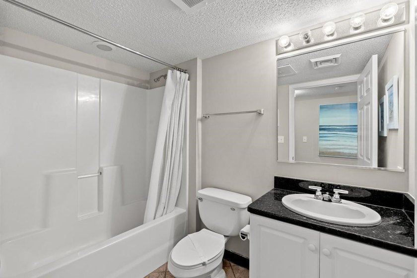 Welcome to this fully furnished &amp; tastefully decorated 4-bedroom - photo 15
