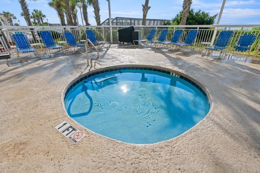 Welcome to this fully furnished &amp; tastefully decorated 4-bedroom - photo 26
