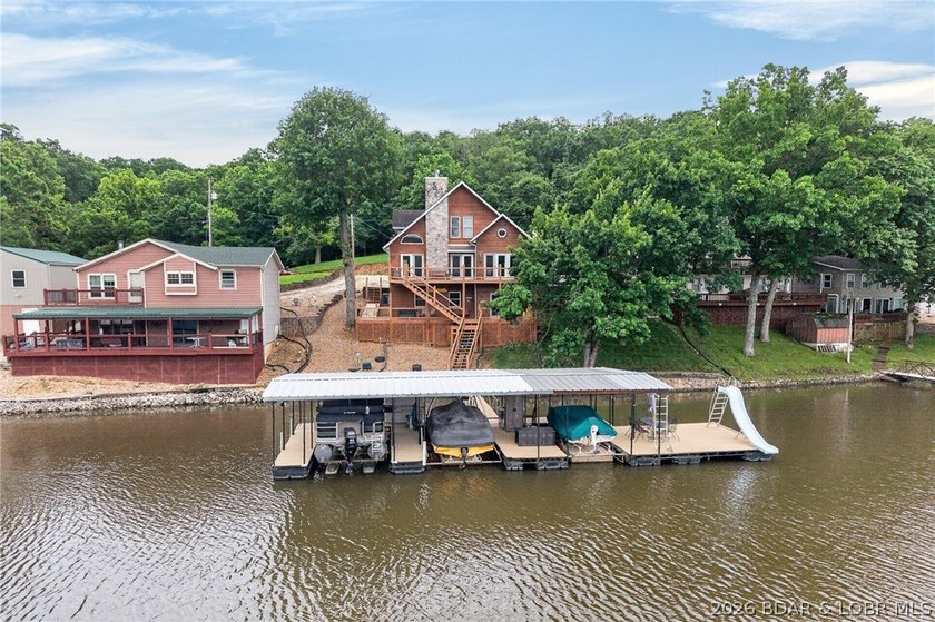 One-owner lakefront retreat offers the COMPLETE package-100 ft - photo 39