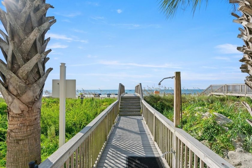 Welcome to this fully furnished &amp; tastefully decorated 4-bedroom - photo 41