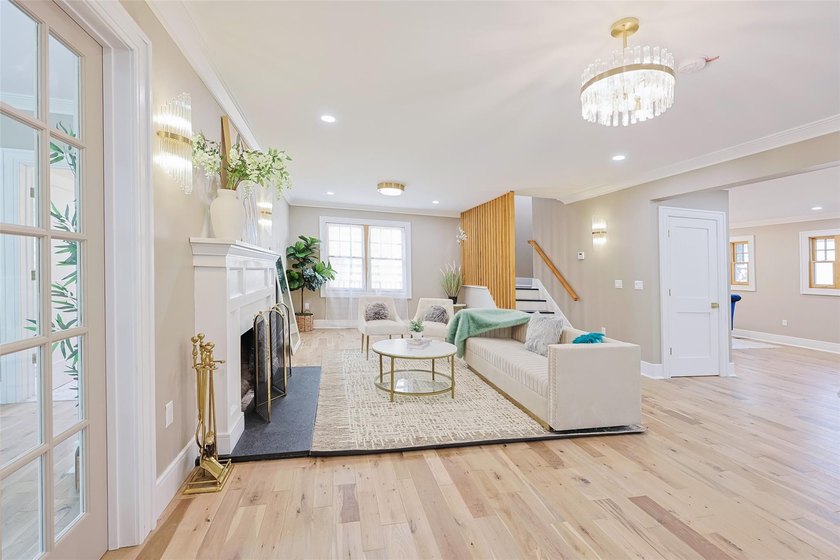 Stunning and completely renovated, this Colonial masterpiece is - photo 4