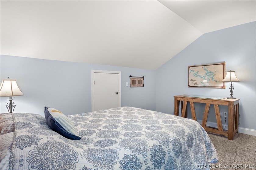 Welcome to Lake Living at Cedar Glen Condos, where adventure &amp; - photo 24