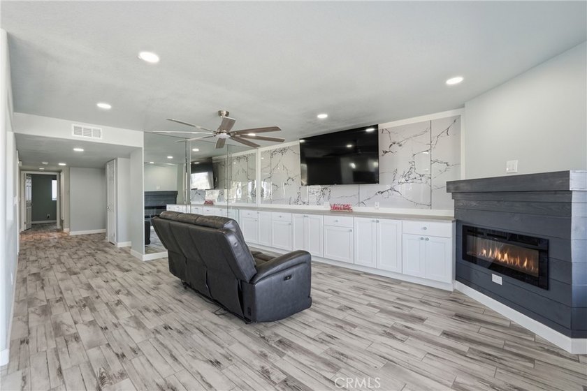 Completely remodeled from top to bottom, this stunning - photo 9