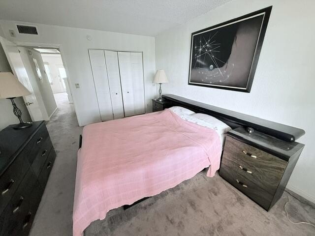 Welcome to this charming two-bedroom, one-and-a-half-bath - photo 12