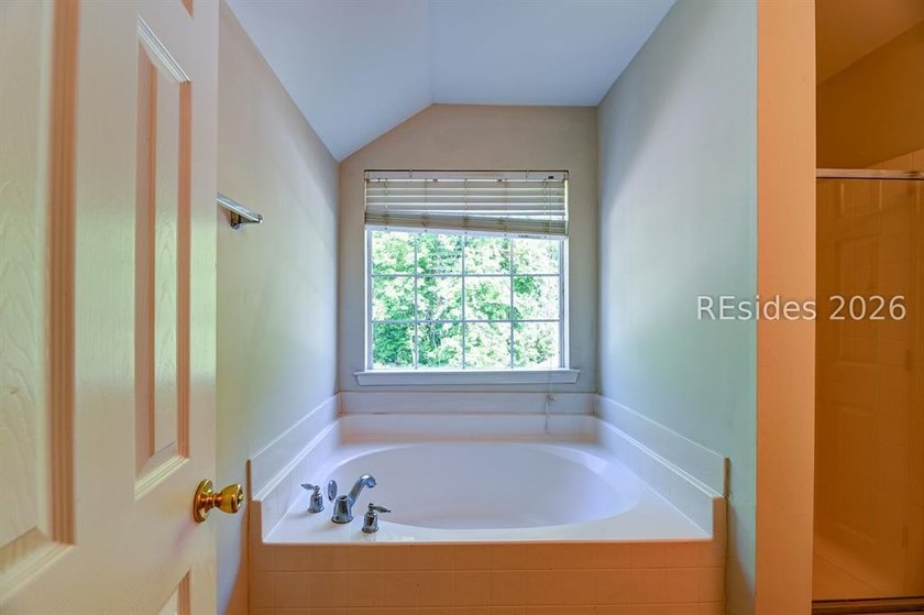 Let's make a DEAL! Bring an offer - Priced to sell - Great - photo 19