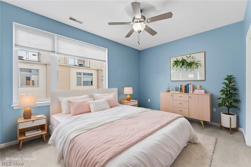 Welcome to 1266 West 74th. A three story townhome on a - photo 19