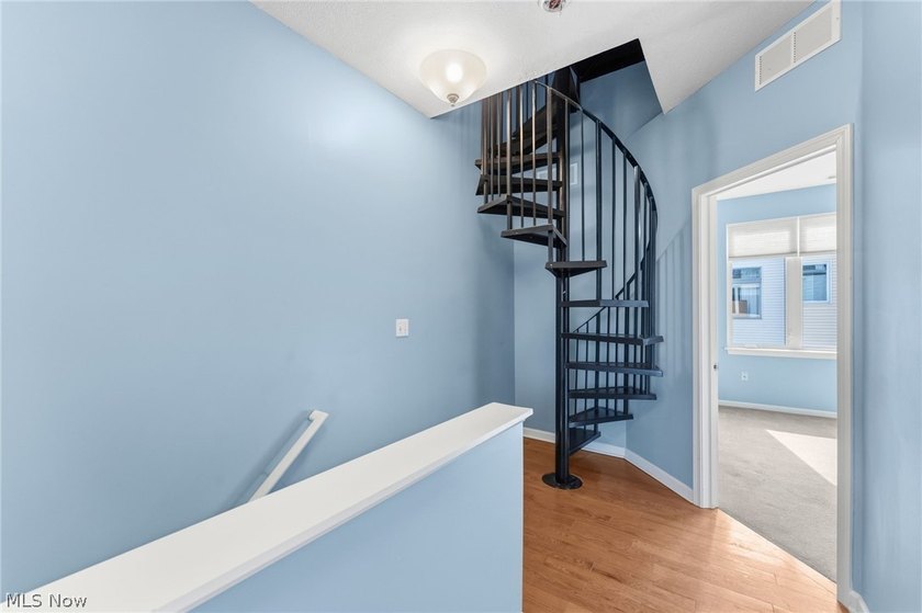 Welcome to 1266 West 74th. A three story townhome on a - photo 28
