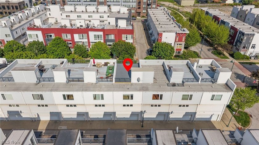 Welcome to 1266 West 74th. A three story townhome on a - photo 37