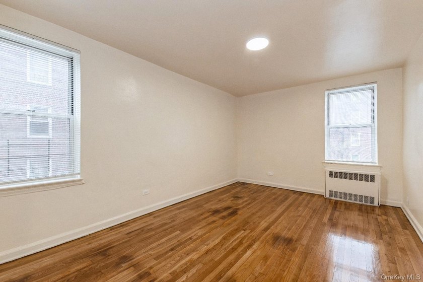 Spacious and Sunlit 2-Bedroom Coop in the Heart of Forest Hills - photo 17