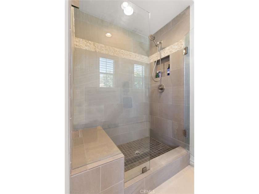 Welcome to 8239 Noelle Drive, a beautifully upgraded 3 bedroom - photo 25