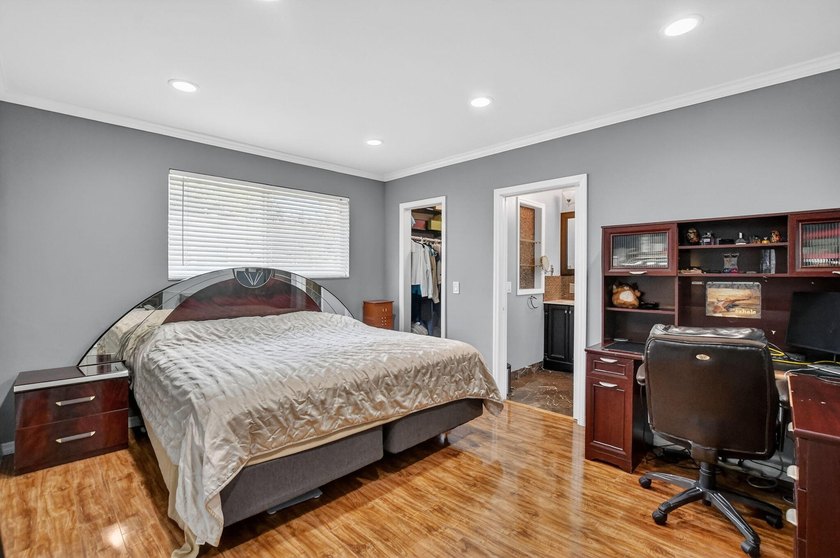 Exceptional 3BR/2BA home (2,332 sqft) in Boca with A-rated - photo 26