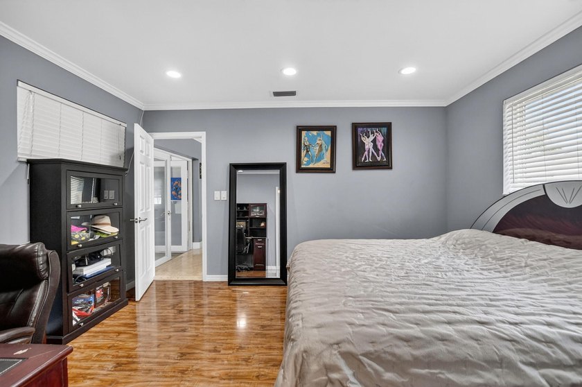 Exceptional 3BR/2BA home (2,332 sqft) in Boca with A-rated - photo 28