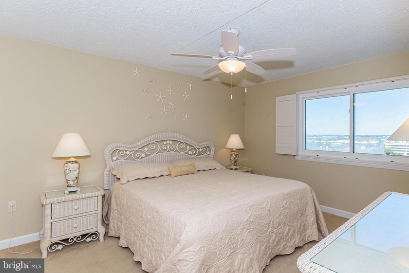 Seeking a Direct Ocean Front Beach Retreat? This is just what - photo 33