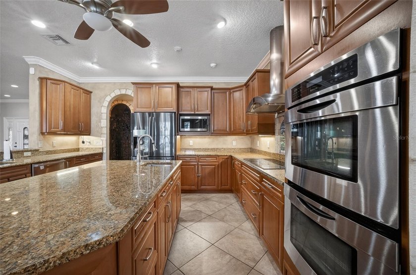 An unparalleled lakefront opportunity in Downtown Winter Garden - photo 12