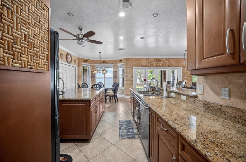 An unparalleled lakefront opportunity in Downtown Winter Garden - photo 13