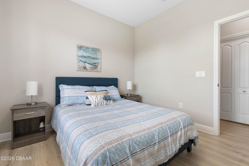 Perched on the top floor for ultimate privacy, this beautifully - photo 31