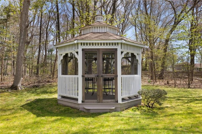 Storybook Cape set on over an acre and steps from the coastline - photo 47