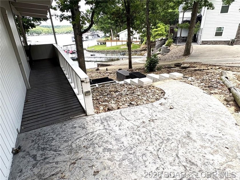Sitting on a gentle lot in a beautiful cove location, this gem - photo 35