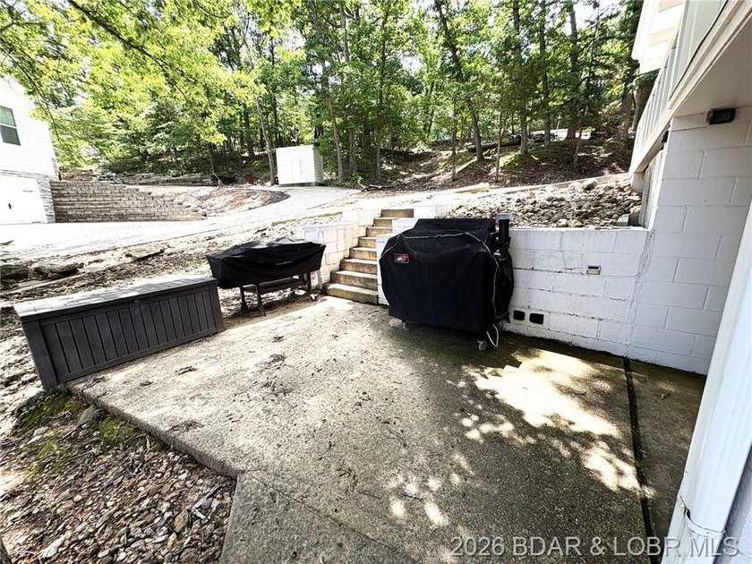 Sitting on a gentle lot in a beautiful cove location, this gem - photo 36
