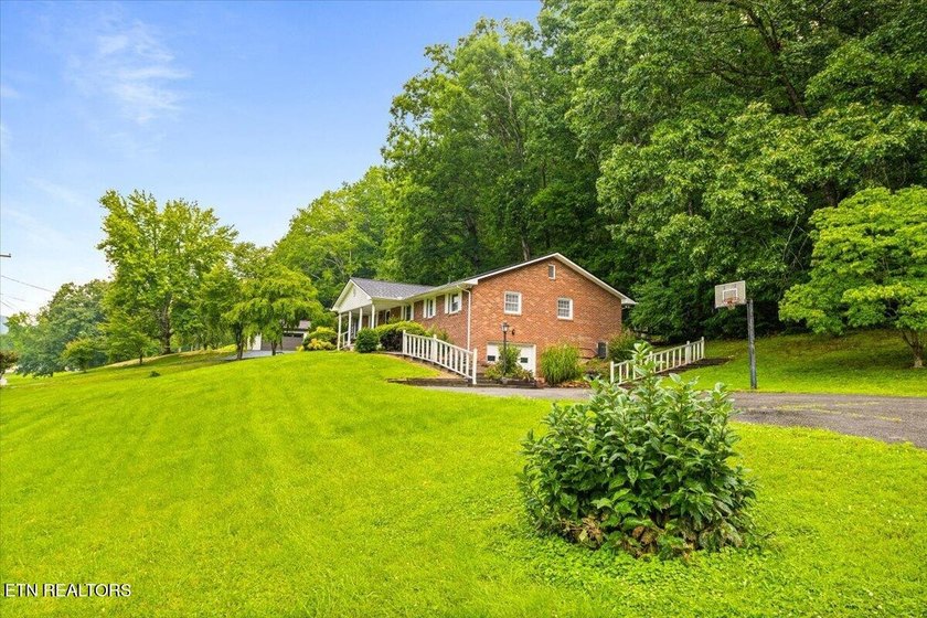 WOW! This home is perfectly situated in the Country Club and - photo 37