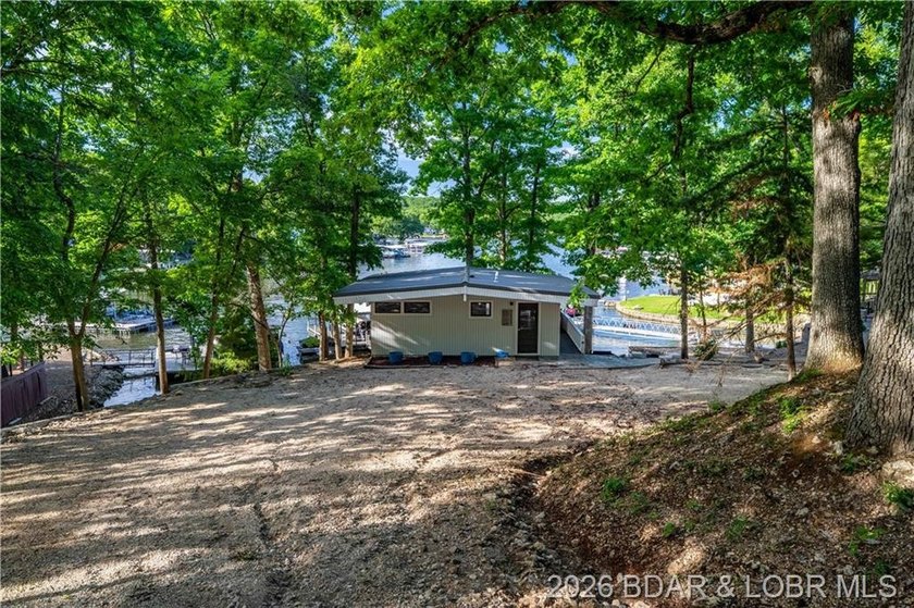 Sitting on a gentle lot in a beautiful cove location, this gem - photo 47
