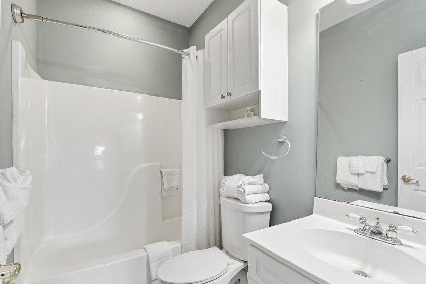 Motivated Seller! Welcome to this beautifully maintained - photo 14