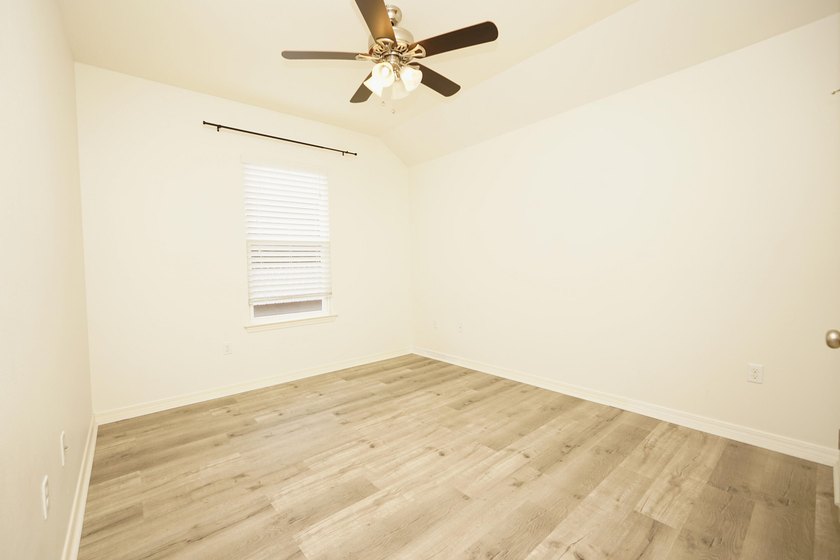 Central Niceville Location - Conveniently located near schools - photo 20