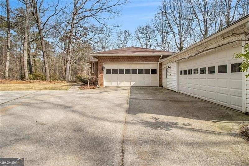 470 &amp; 490 Dorsey Road - 24.80 Acres with Two Homes. Rare - photo 37
