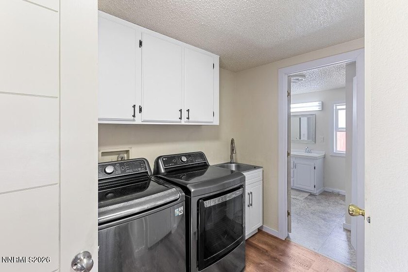 Truly a Charming Private well-kept Residence which will please - photo 22