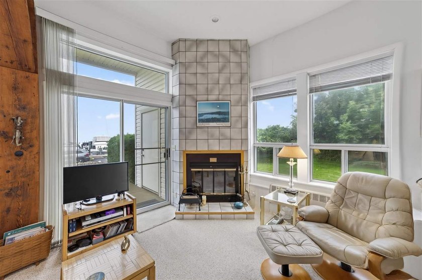 Charlevoix living in a small package! This ground-floor, 1-bed - photo 10