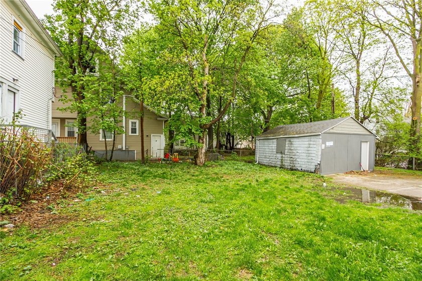 Great opportunity for both owner-occupants and investors! This - photo 3