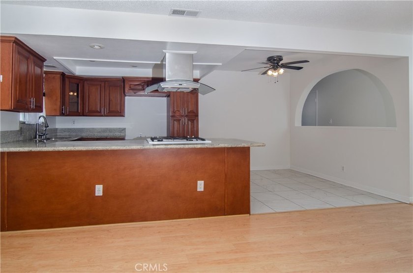 Lovely 3 bedroom, 2 bath home, plus a bonus room that can be - photo 20