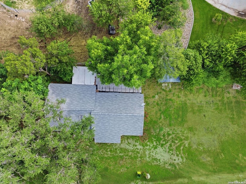 RARE 1-ACRE GEM IN HISTORIC HELOTES - NO HOA! Looking for - photo 37