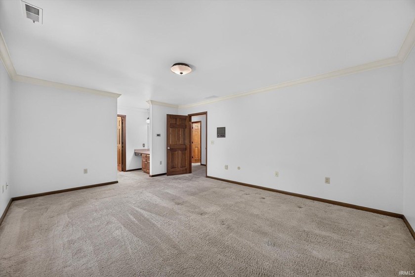 This lovely one-owner four bedroom, three and a half bath brick - photo 34