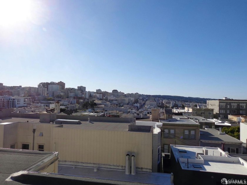 Semi Detached &amp; positioned on a tranquil street, 1320 Vallejo St - photo 21