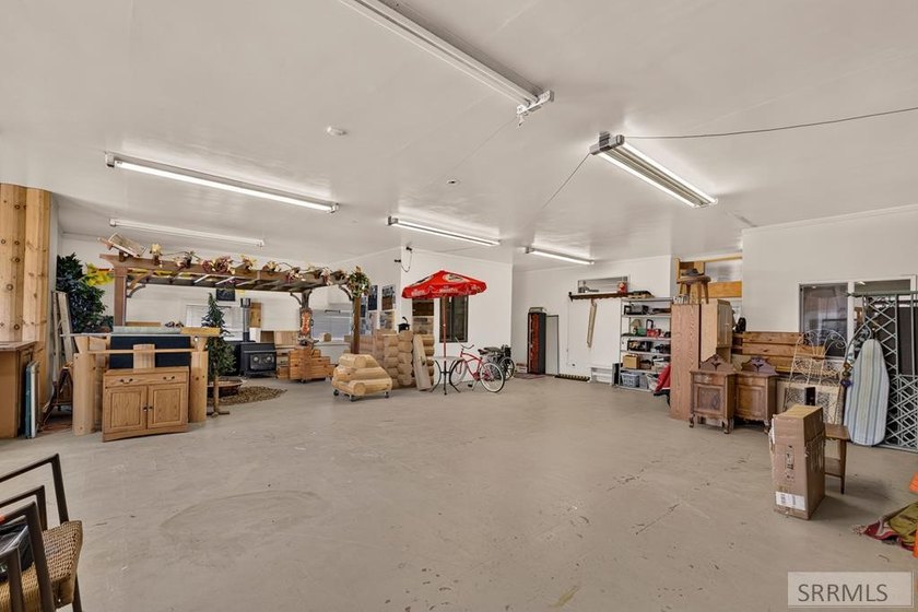 7,108 SF Commercial Building for Sale, Zoned C-1 Commercial in - photo 28