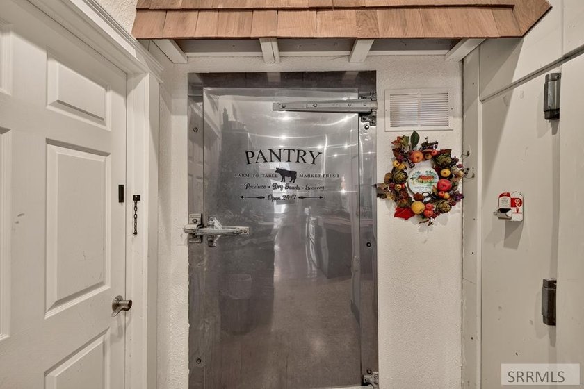 7,108 SF Commercial Building for Sale, Zoned C-1 Commercial in - photo 31