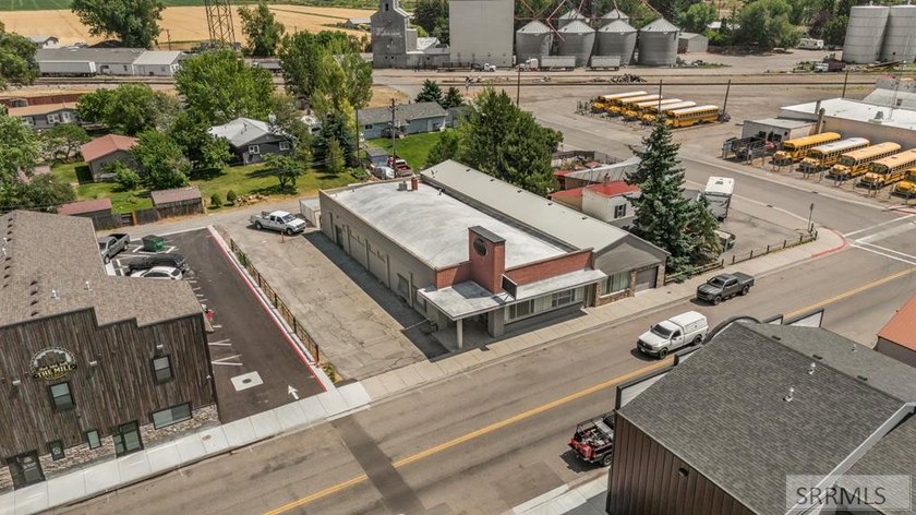 7,108 SF Commercial Building for Sale, Zoned C-1 Commercial in - photo 34