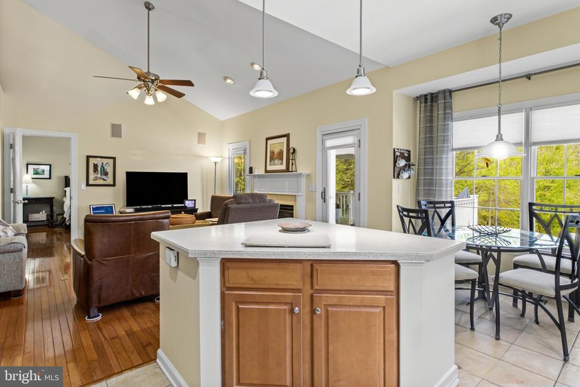 NEW PRICE! Welcome to 7 Derr Lane in the sought-after Villages - photo 6