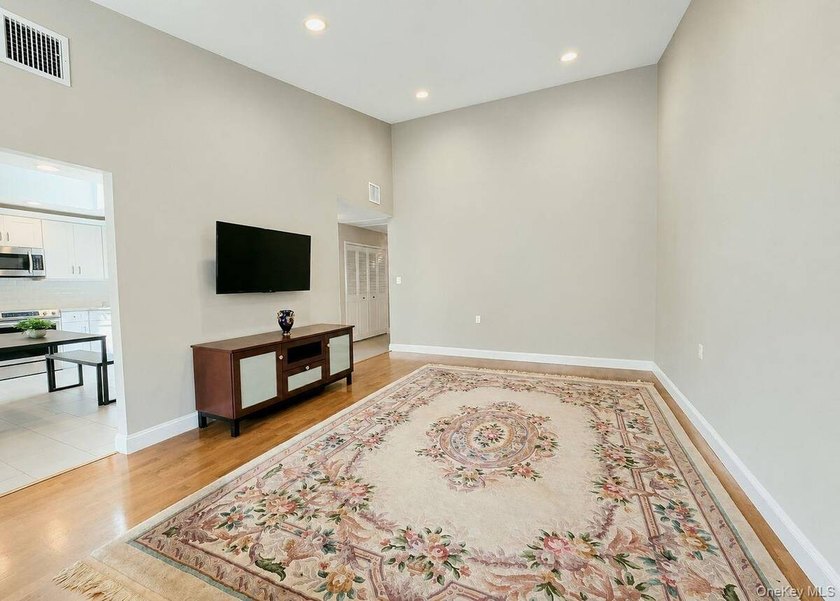 Discover the perfect blend of independent living and a carefree - photo 8