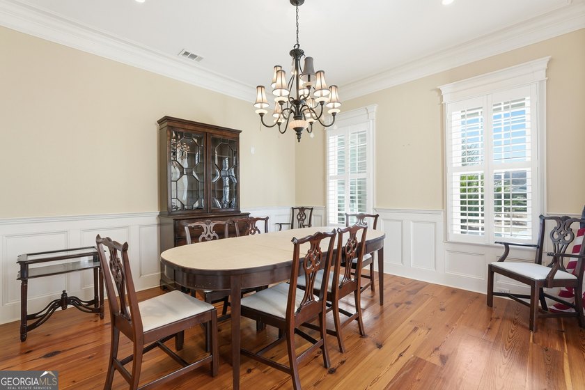 Welcome to 9 Wood Duck Drive in Savannahs highly sought-after - photo 6