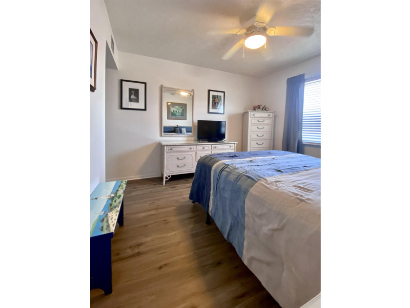 Fabulous view from this 3rd floor corner unit, elevator takes - photo 30