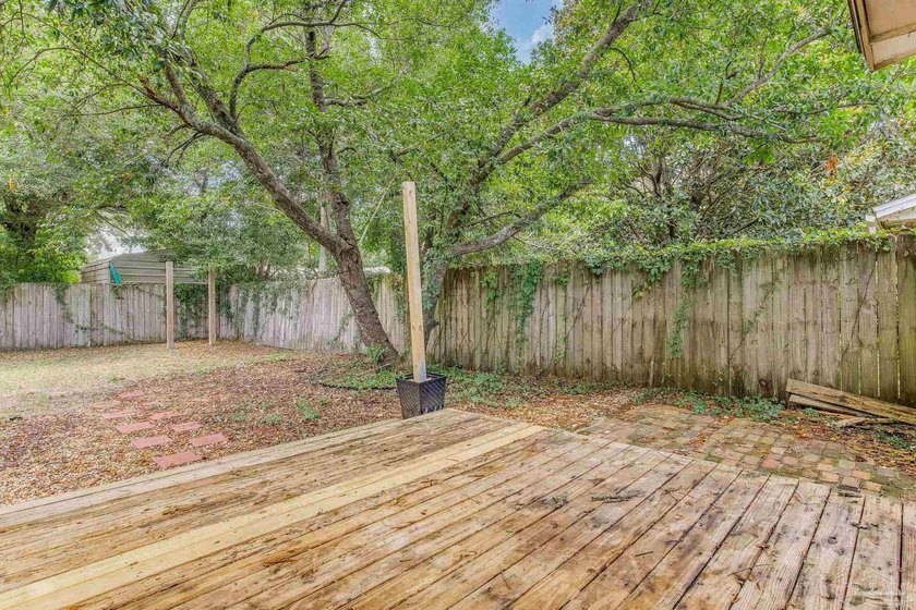 Step into the delightful 3-bedroom, 2-bath haven nestled in the - photo 36