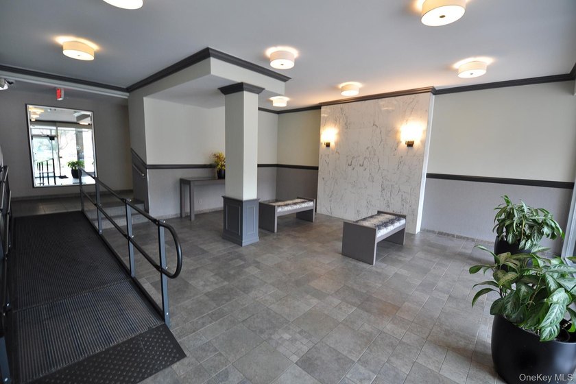 Opportunity Knocks! Sought after Garth Essex---Walk to Scarsdale - photo 4