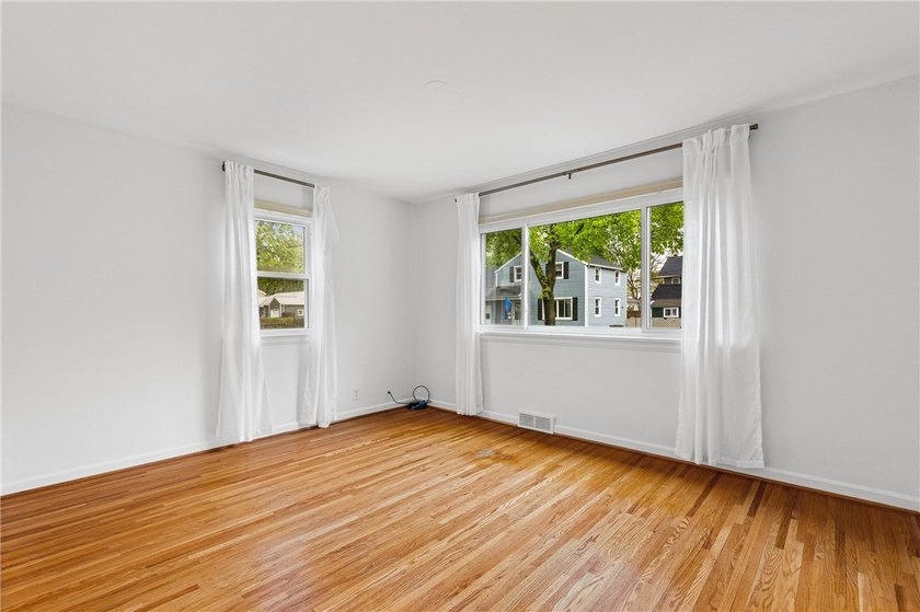 Some homes simply have it all - and 54 Paxton Road is exactly - photo 9