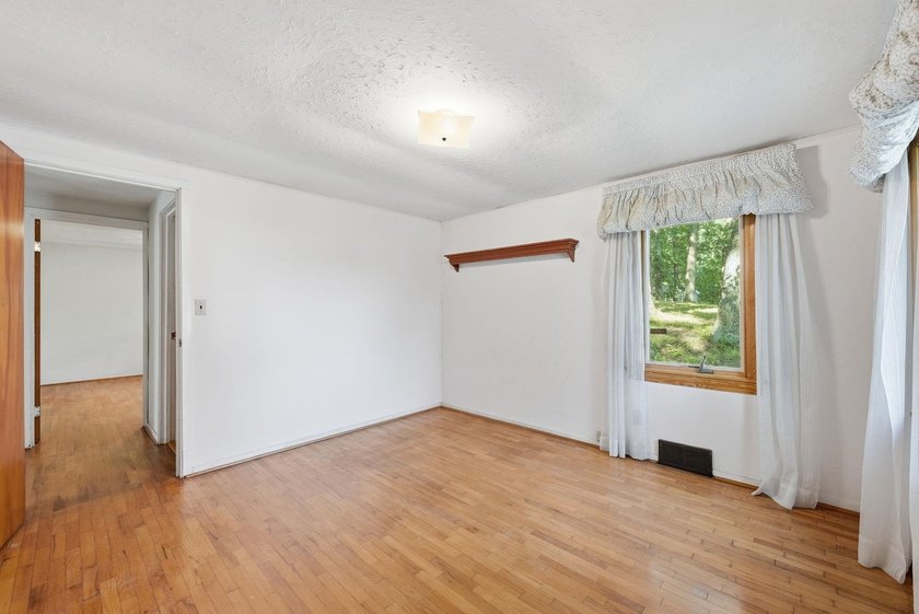 Looking for an affordable way to enjoy life on Crooked Lake? - photo 13