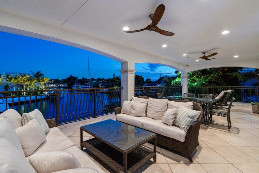 Ensconced in the prestigious yachting enclave of Lighthouse - photo 34