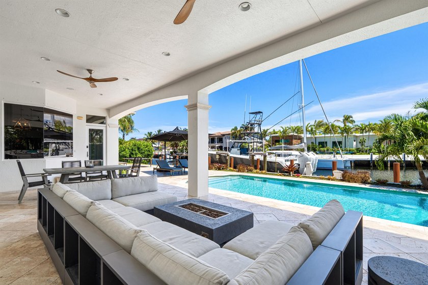 Ensconced in the prestigious yachting enclave of Lighthouse - photo 43