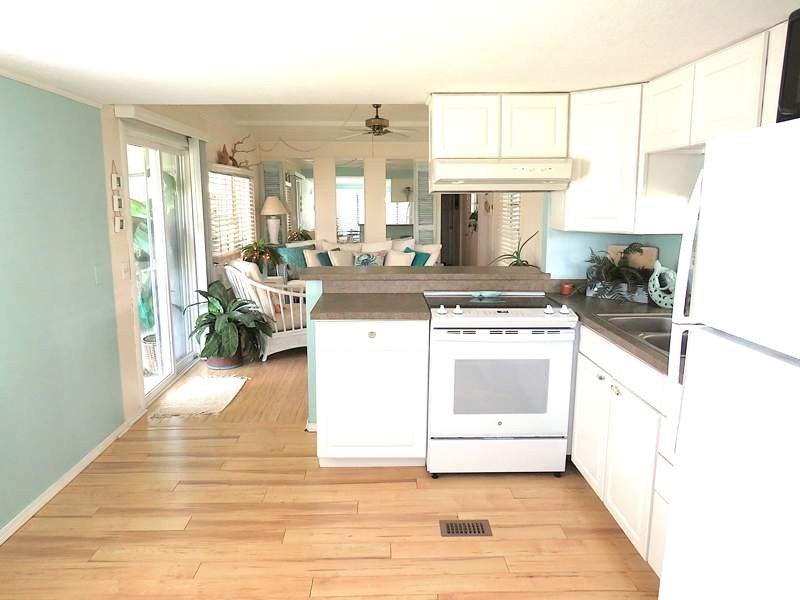 Come and see this bungalow Key West style home before it's gone - photo 4